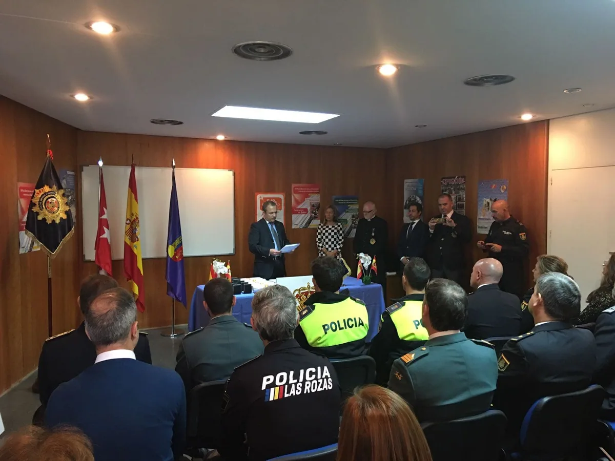 Acto Comisaria de Pozuelo de Alarcón, Madrid. Imagen 28 de 28